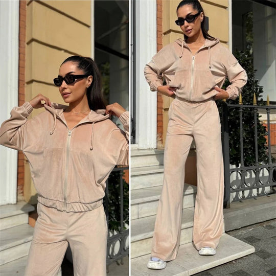Damen Velours-Zip-Kapuzenjacke mit Marlene-Jogginghose Lounge-Set Shop Nory