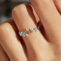 Damenring mit floralem Design und funkelnden Zirkonia Shop Nory 1781548637