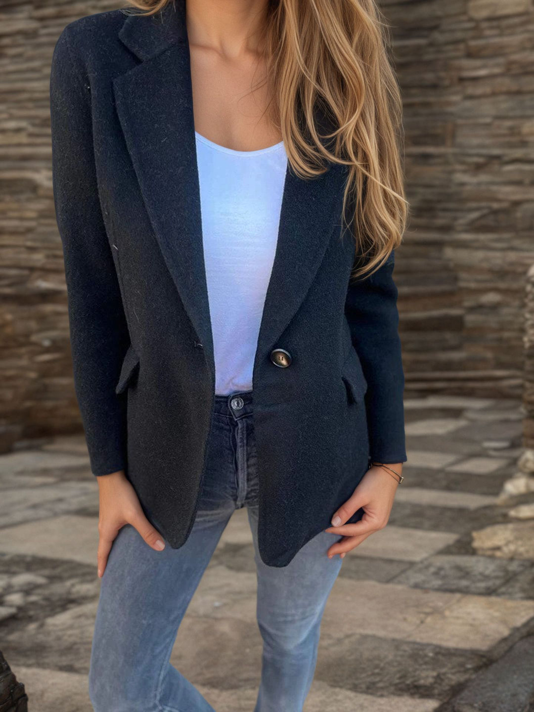 Damen taillierter Bouclé-Blazer mit fallendem Revers und Ein-Knopf-Detail Shop Nory