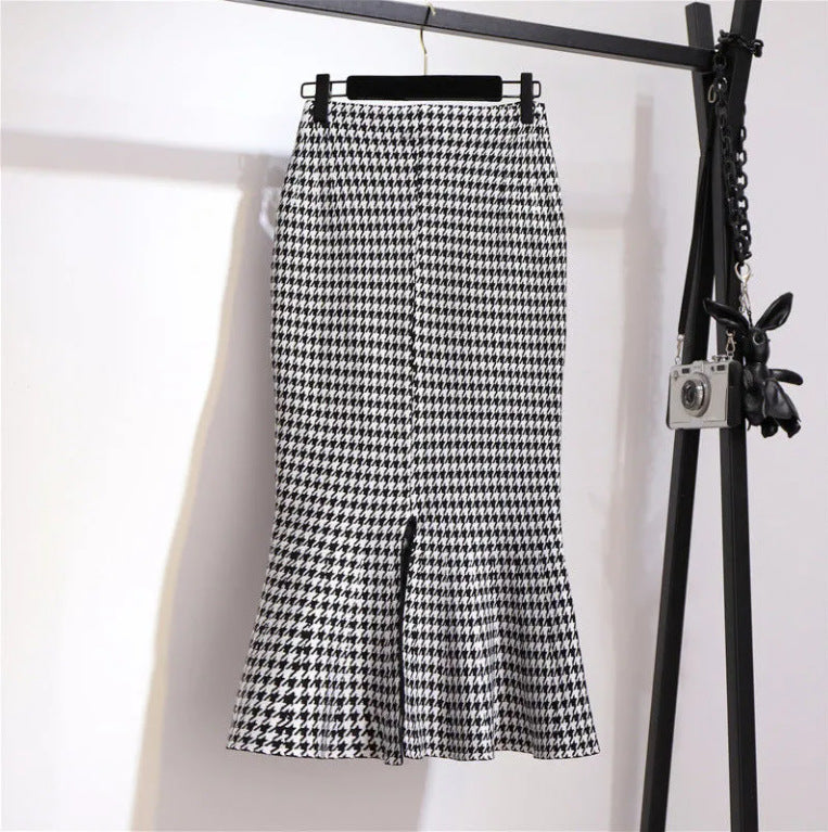 Damen Eleganter, figurbetonter Midi-Rock mit Knopfdetails Shop Nory