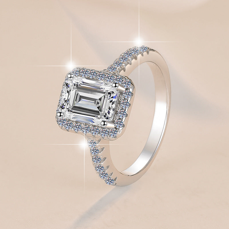 Damen Verlobungsring mit exquisiten Zirkonia-Besatz und luxuriösem Design Shop Nory