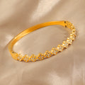 Damen Blumen-Design Kristall-akzentuierte Armreif Shop Nory
