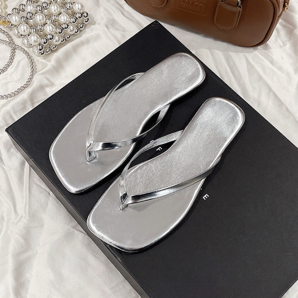 Damen Flip-Flops mit glamourösem Metallic-Riemendesign und komfortabler Innensohle