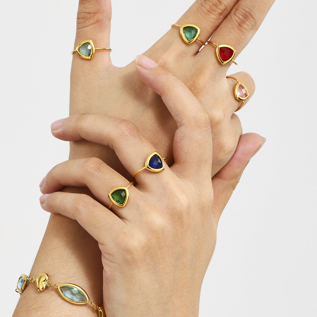 Damenring mit antikem, facettiertem Glas und elegantem Design Shop Nory