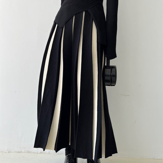 Damen Eleganter Plissee-Rock mit kontrastierenden Streifen Shop Nory