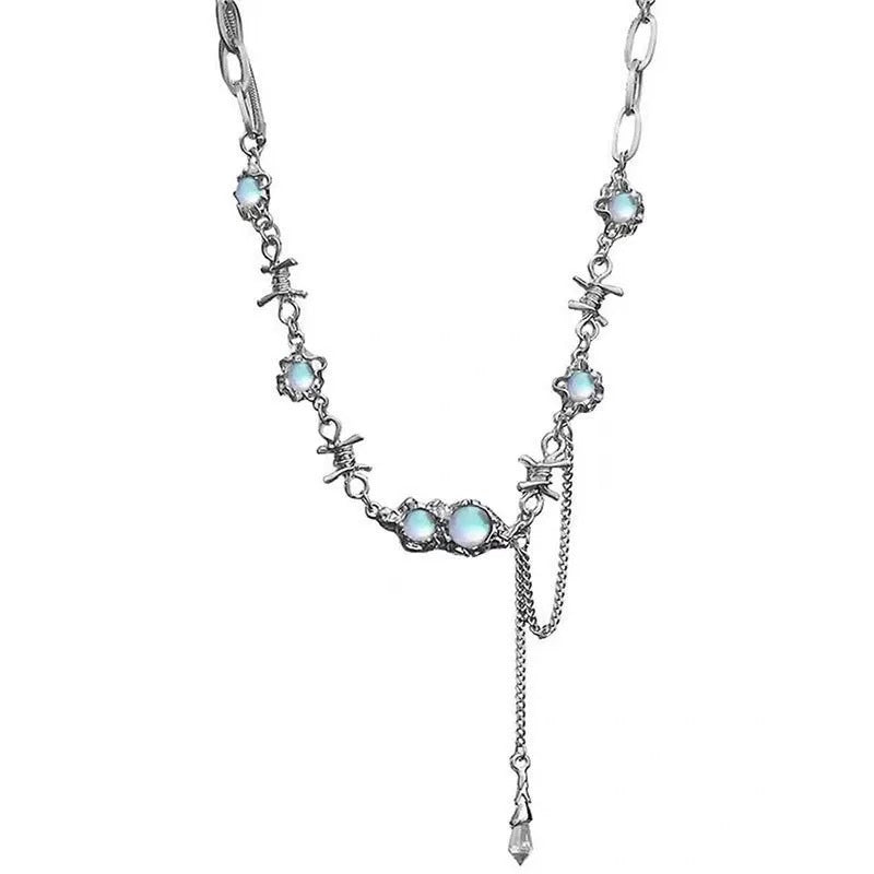 Damen exklusive Halskette mit funkelnden Kristall-Elementen und kunstvollem Design Shop Nory