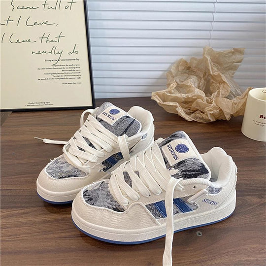 Damen modische Sneakers mit robustem Obermaterial und einzigartigem Design