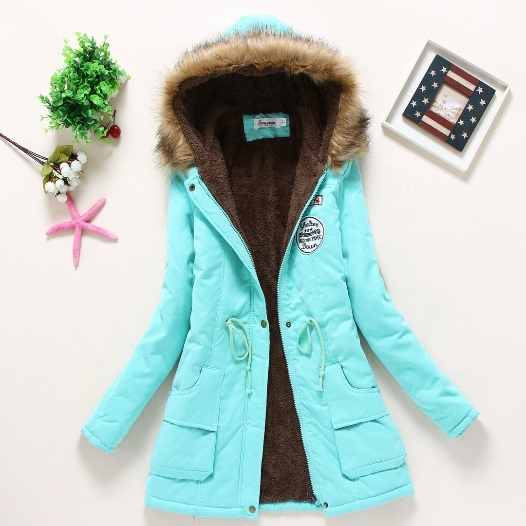 Damen taillierter Winterparka mit Teddyfutter Kunstfellkapuze und Tunnelzug Shop Nory