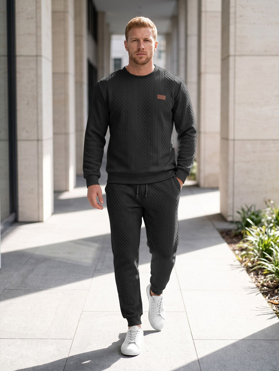 Herren Strukturierter Strick-Jogginganzug mit Rundhalsausschnitt und Kordelbund Shop Nory
