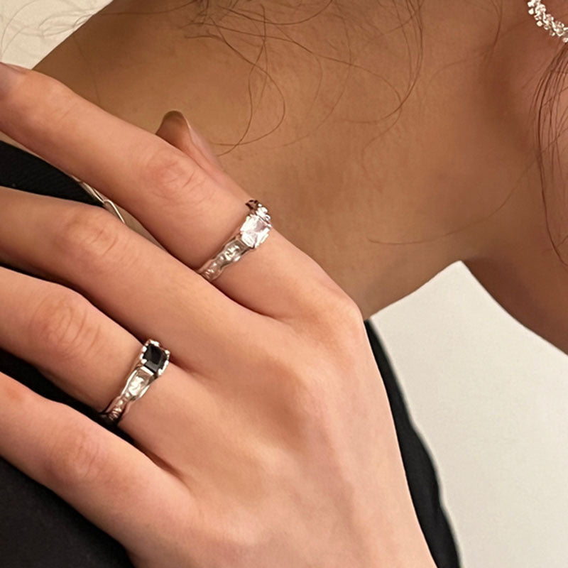 Damen Offener Ring mit kunstvollem Design und facettiertem Onyx Shop Nory