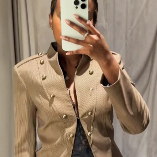 Damen Kurzblazer im Militarystil mit doppelreihigen Zierknöpfen Shop Nory