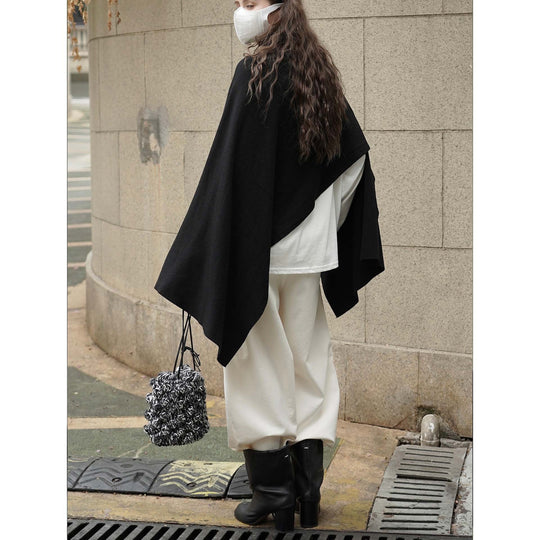 Damen Asymmetrisches Strickponcho mit Knopfkragen und Oversize-Silhouette Shop Nory