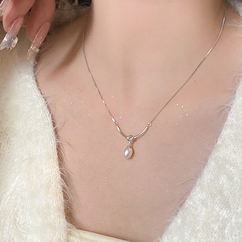 Damen Halskette mit elegantem Perlenanhänger Shop Nory