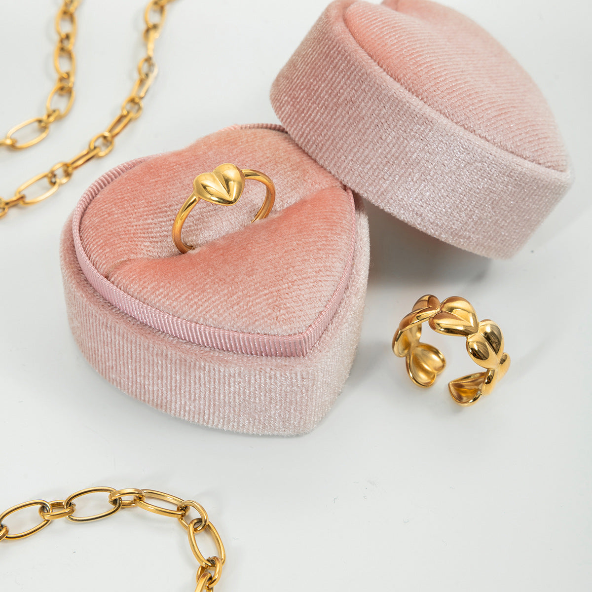 Damen Offener Ring mit verspieltem Herzdesign aus hypoallergenem Edelstahl Shop Nory