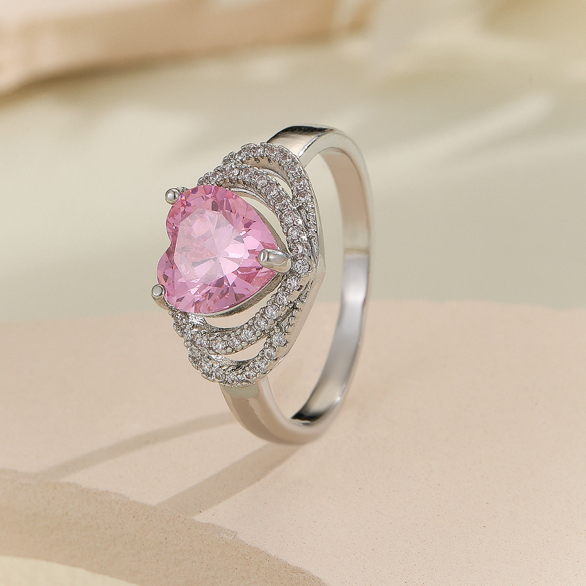 Damen herzförmiger Ring mit Zirkonia-Verzierung Shop Nory