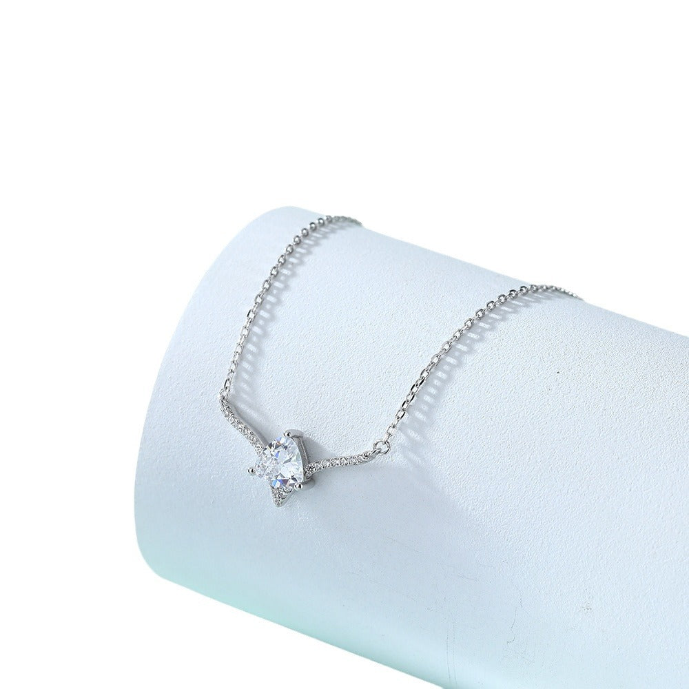 Damen Halskette mit elegantem Tropfen-Anhänger und funkelndem Zirkonia-Besatz Shop Nory
