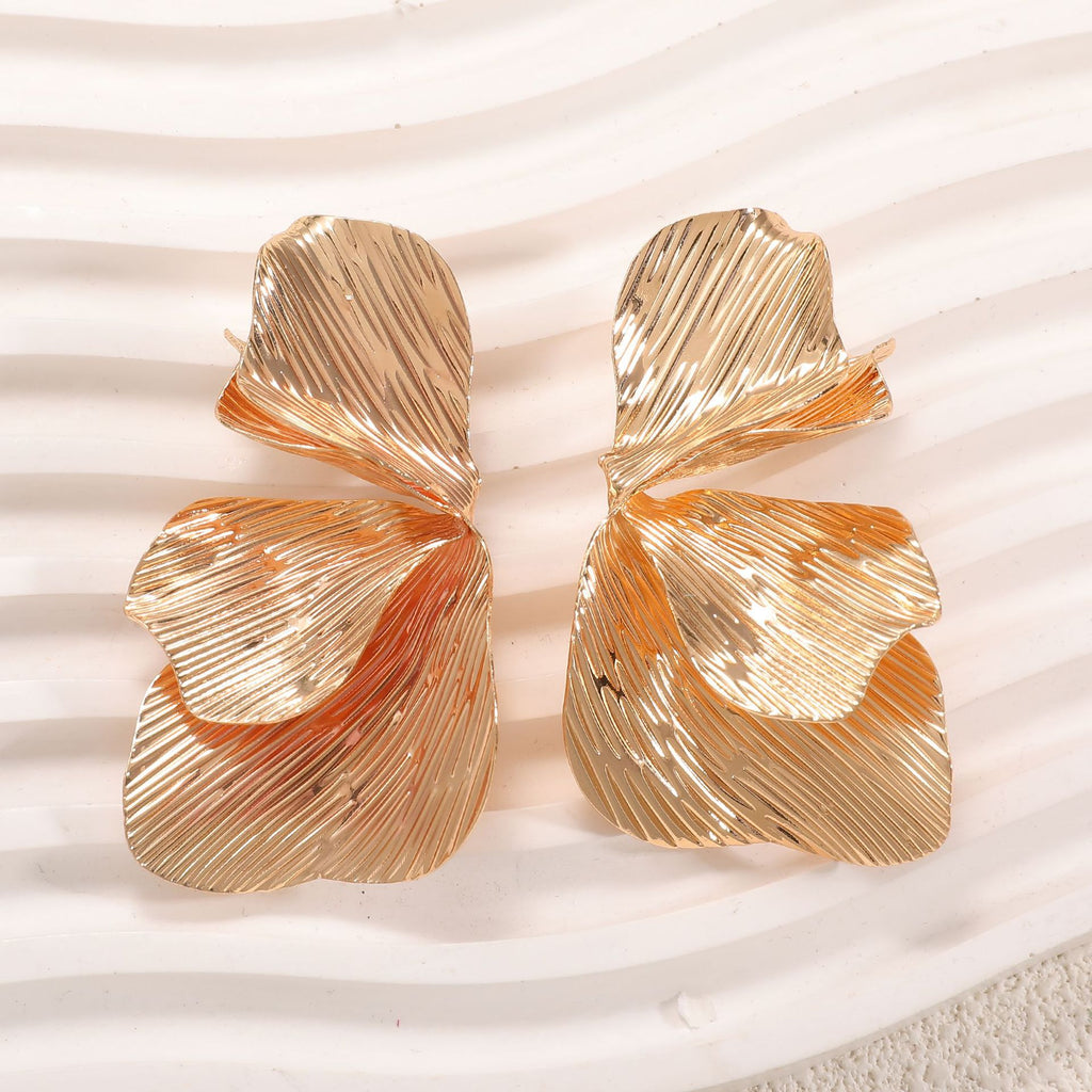 Damen Ohrclips im eleganten, strukturierten Design Shop Nory