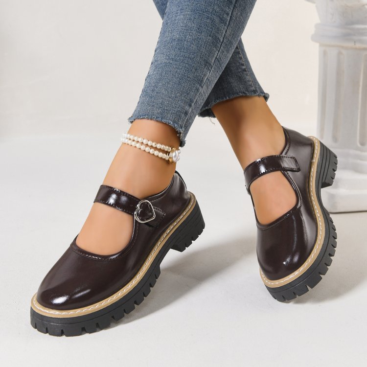 Damen Riemchen‑Slipper im Mary‑Jane‑Stil mit grober Profilsohle und Herzschließe Shop Nory