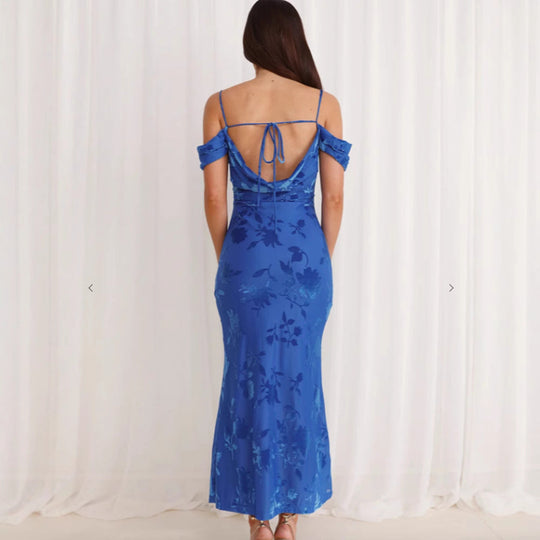 Damen Etuikleid mit romantischen Schulterträgern und floralem Design