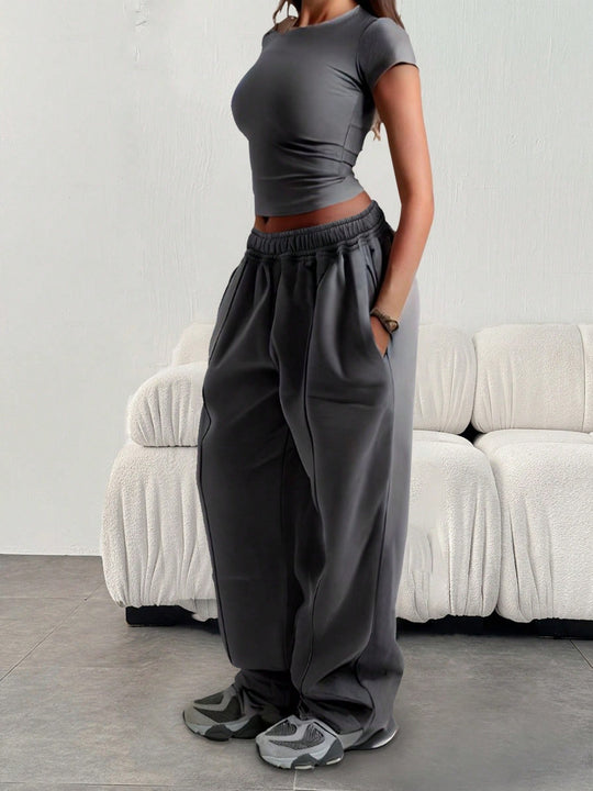 Damen nan enges Cropshirt und weite High-Waist Jogginghosen-Set Shop Nory