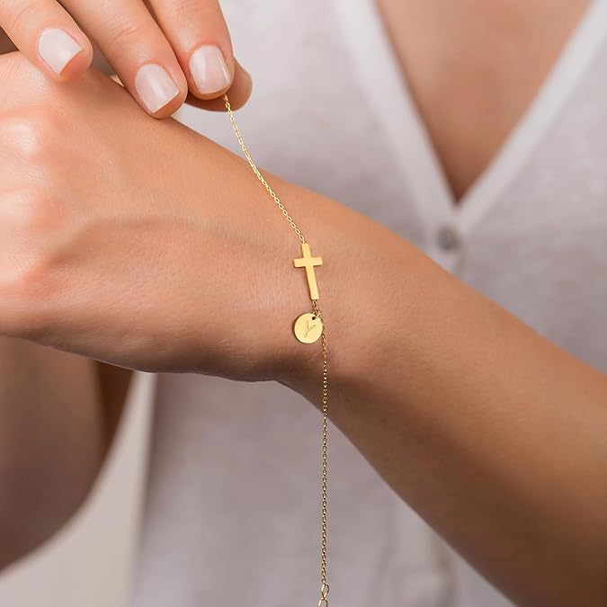 Damen Armband mit personalisiertem Anhänger und modernem Kreuzdesign Shop Nory