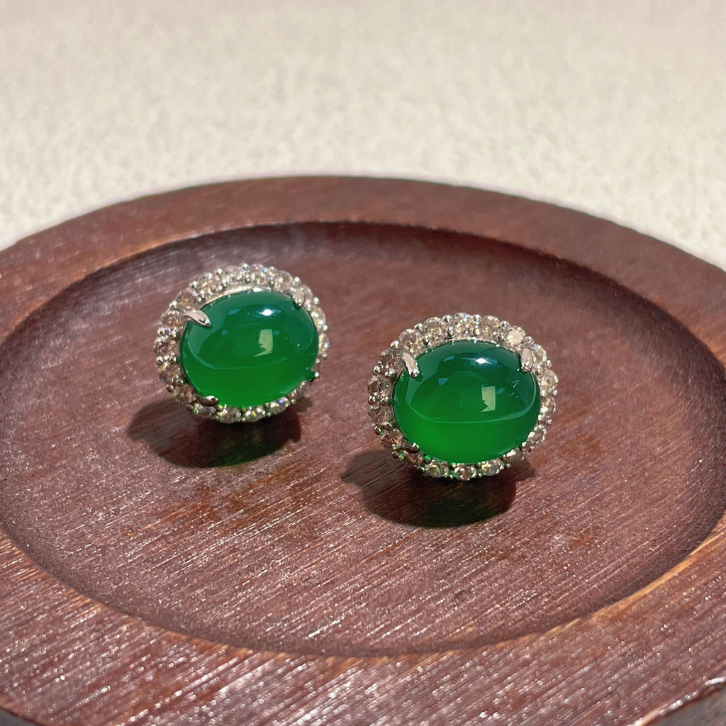 Damen Ohrringe mit ovalem Jadestein und funkelndem Zirkonia-Rahmen Shop Nory