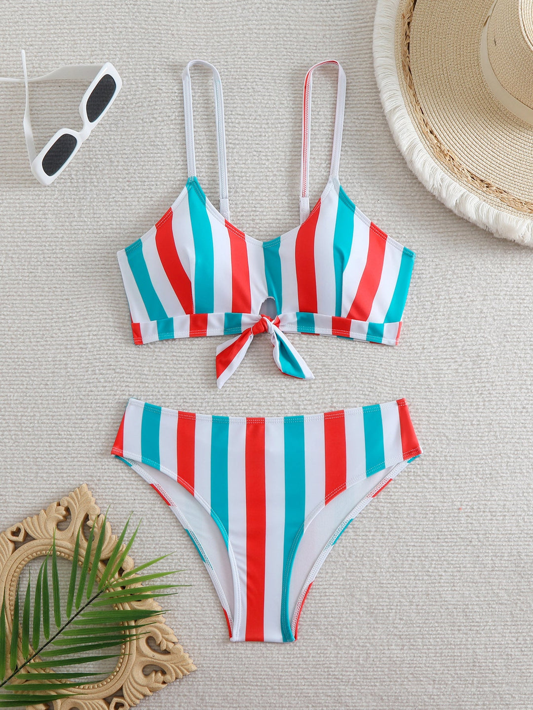 Damen Bandeau-Bikini mit verstellbaren Trägern und Knoten-Detail