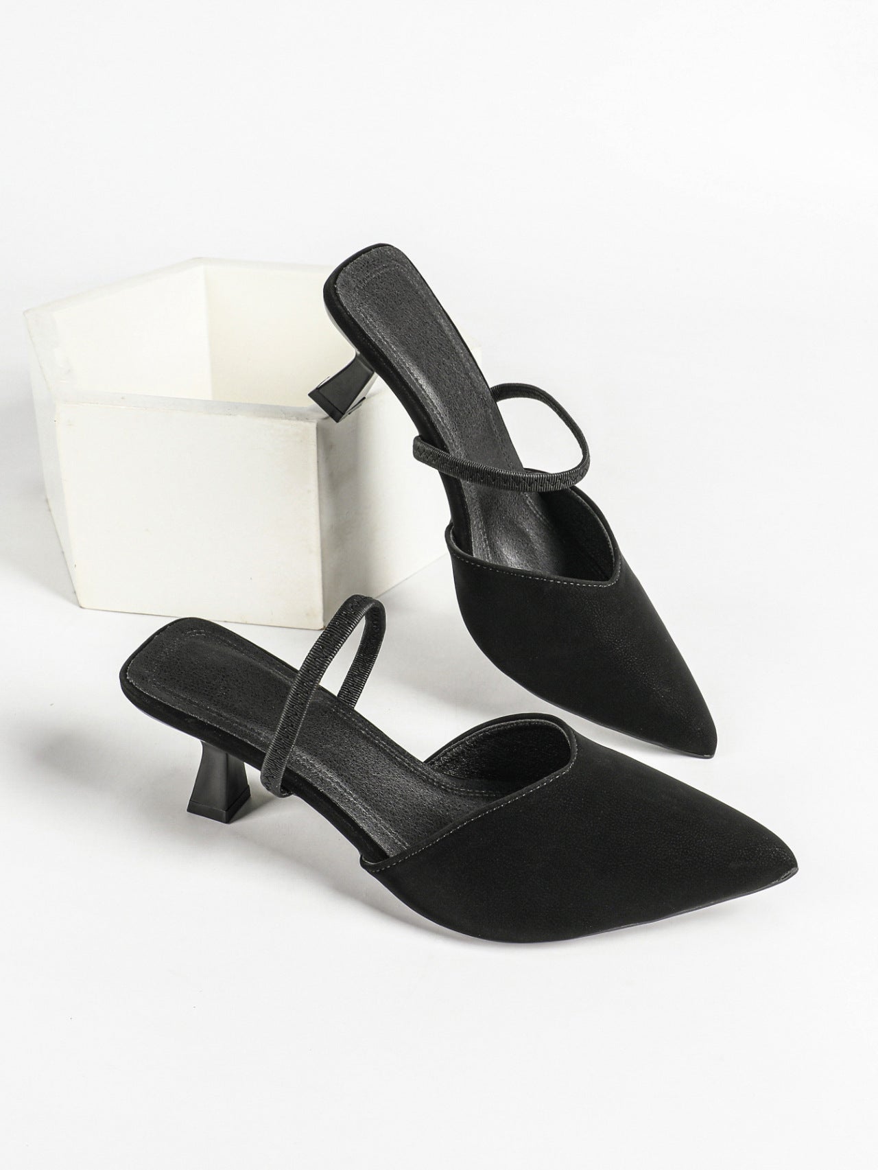 Damen Slingback-Pumps mit elegantem Stiletto-Absatz und spitzem Design