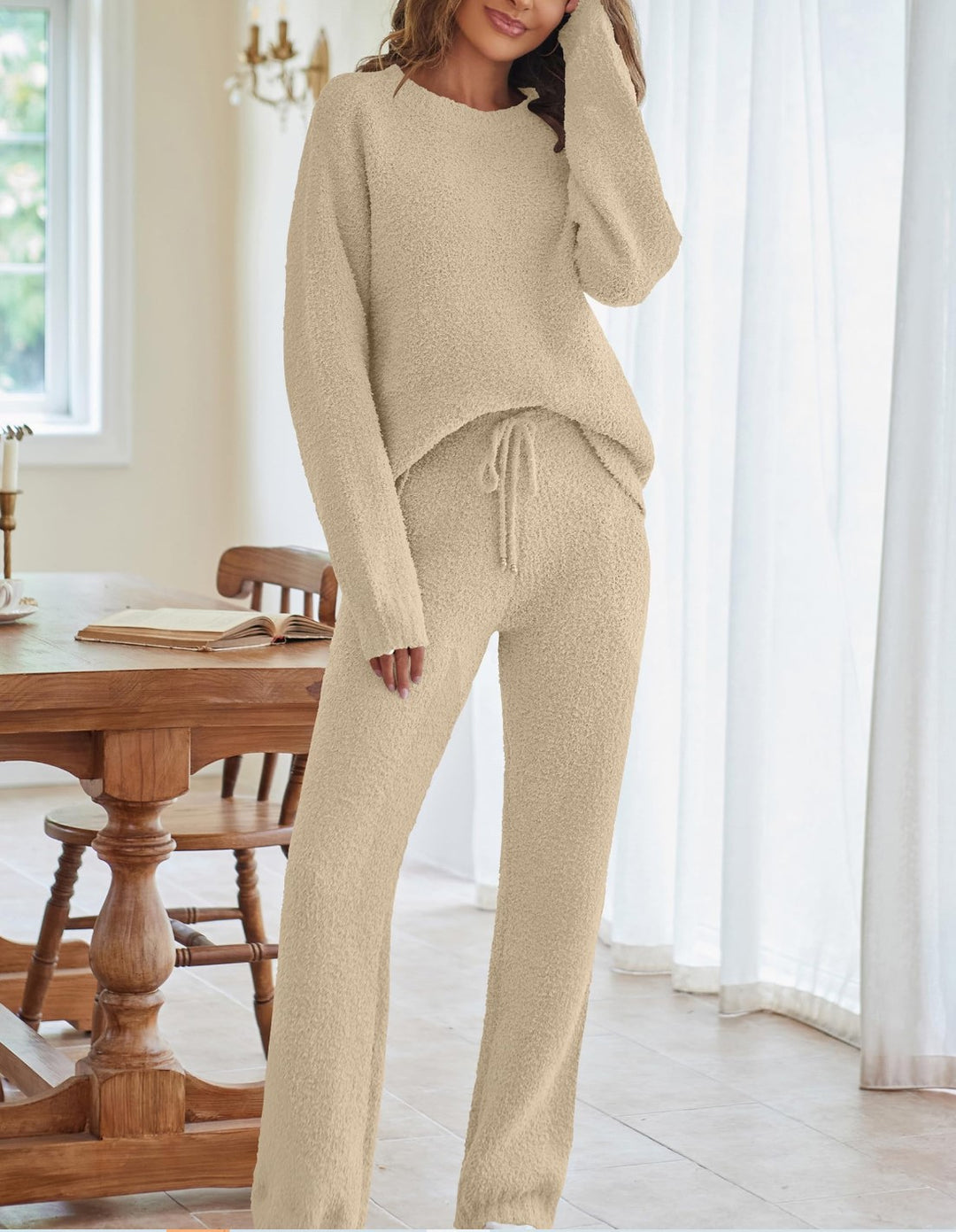 Damen nan kuscheliges Lounge-Set mit Oversize-Pullover und Kordelzughose Shop Nory