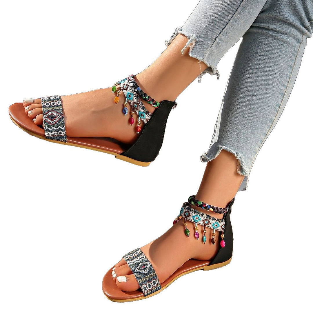 Damen Boho-Sandalen mit bestickten Riemen, geflochtenen Knöchelriemen und Zierperlen Shop Nory