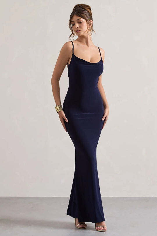 Damen Elegantes Maxikleid mit ansprechendem Spitzenrücken und taillierter Silhouette Shopnory