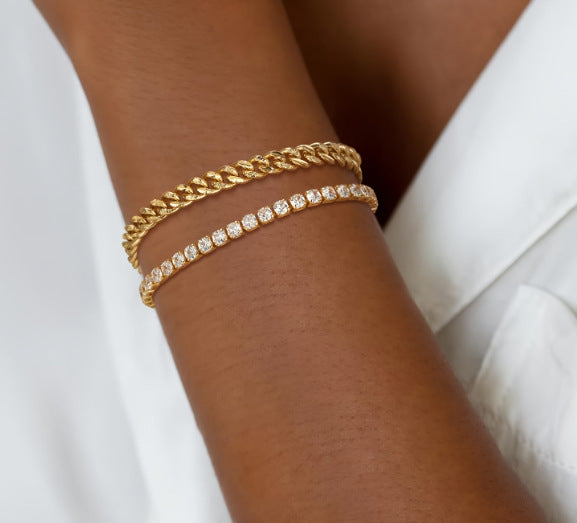 Damen Armband aus funkelnden Zirkonia-Steinen und robustem Kettendesign Shop Nory