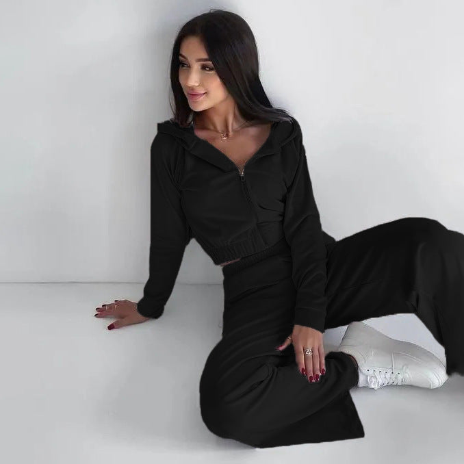Damen kurz geschnittenes Samt-Lounge-Set mit tailliertem Zip-Hoodie und fließender Highwaist-Palazzohose Shop Nory