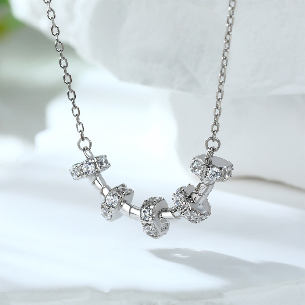 Damen Halskette mit elegantem Zirkonia-Akzent und kunstvollem Design Shop Nory