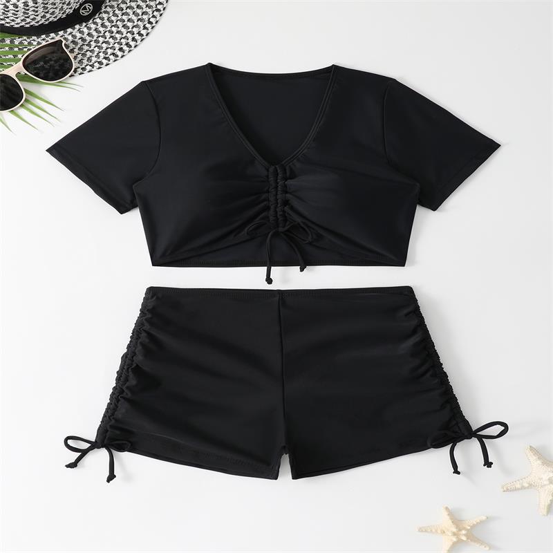 Damen Sportlicher Bikini-Set mit kürzeren Shorts und verstellbarem Oberteil