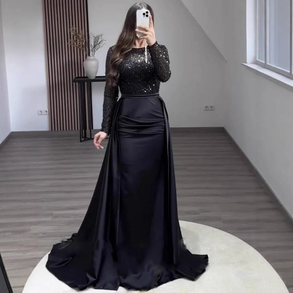 Damen Elegantes Abendkleid mit Glitzerdetails und fließendem Stoff