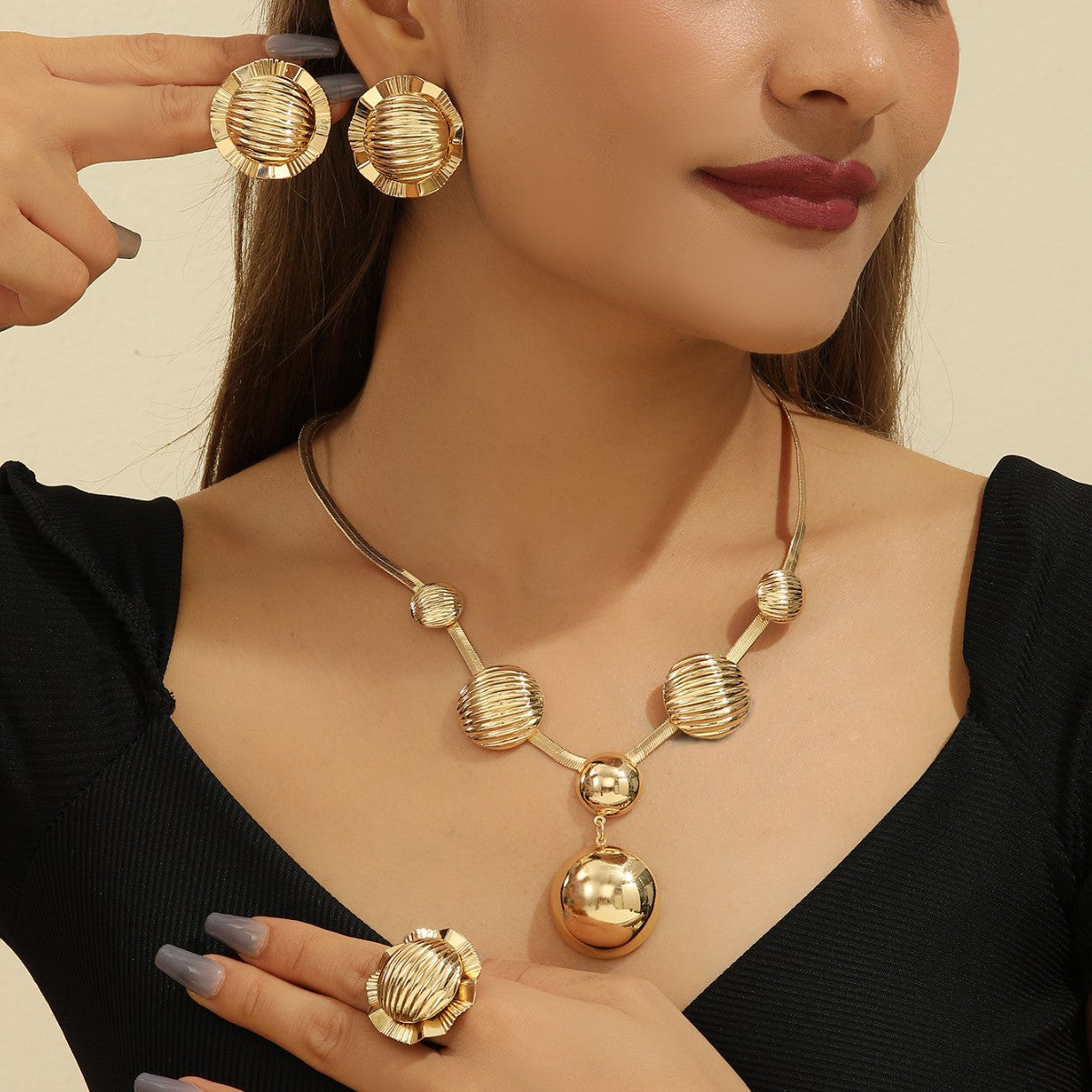 Damen Schmuckset mit elegantem Reliefmuster Shop Nory