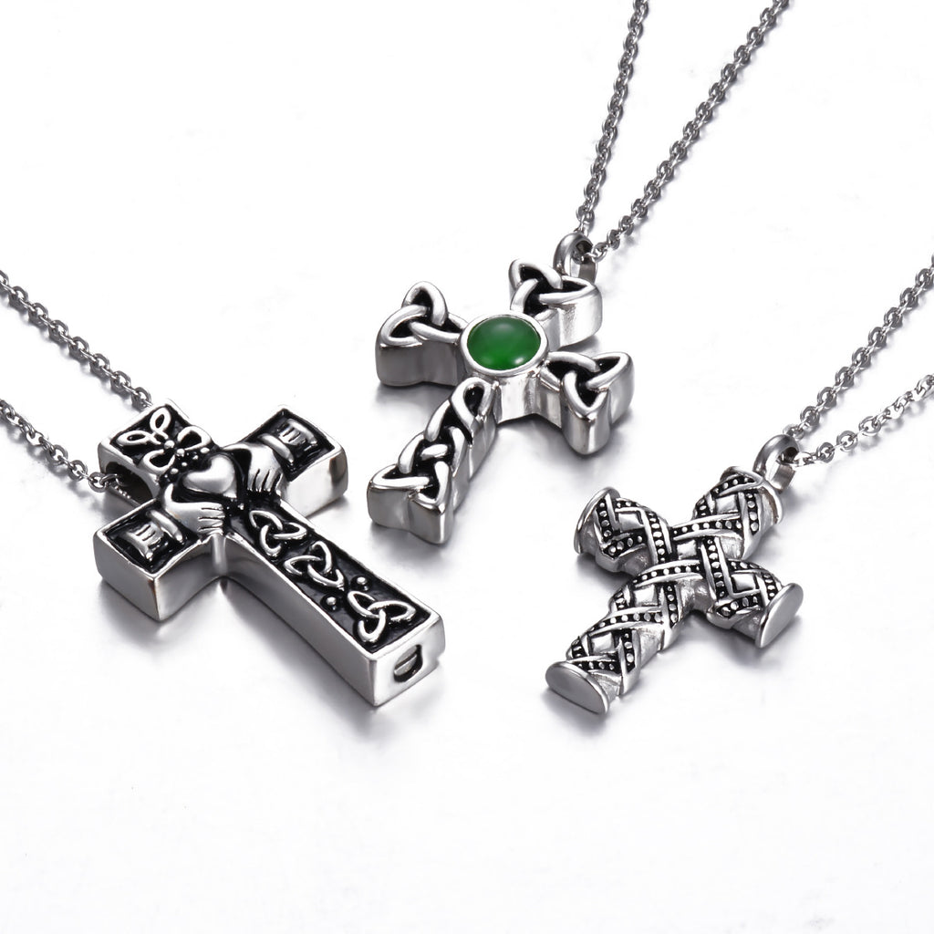 Damen Kreuzanhänger mit detailliertem keltischen Design und robustem Edelstahl Shop Nory