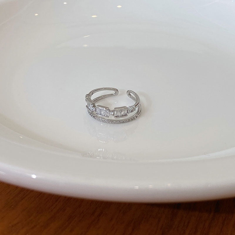 Damen Offener Ring mit funkelnden Zirkonia und elegantem Design Shop Nory