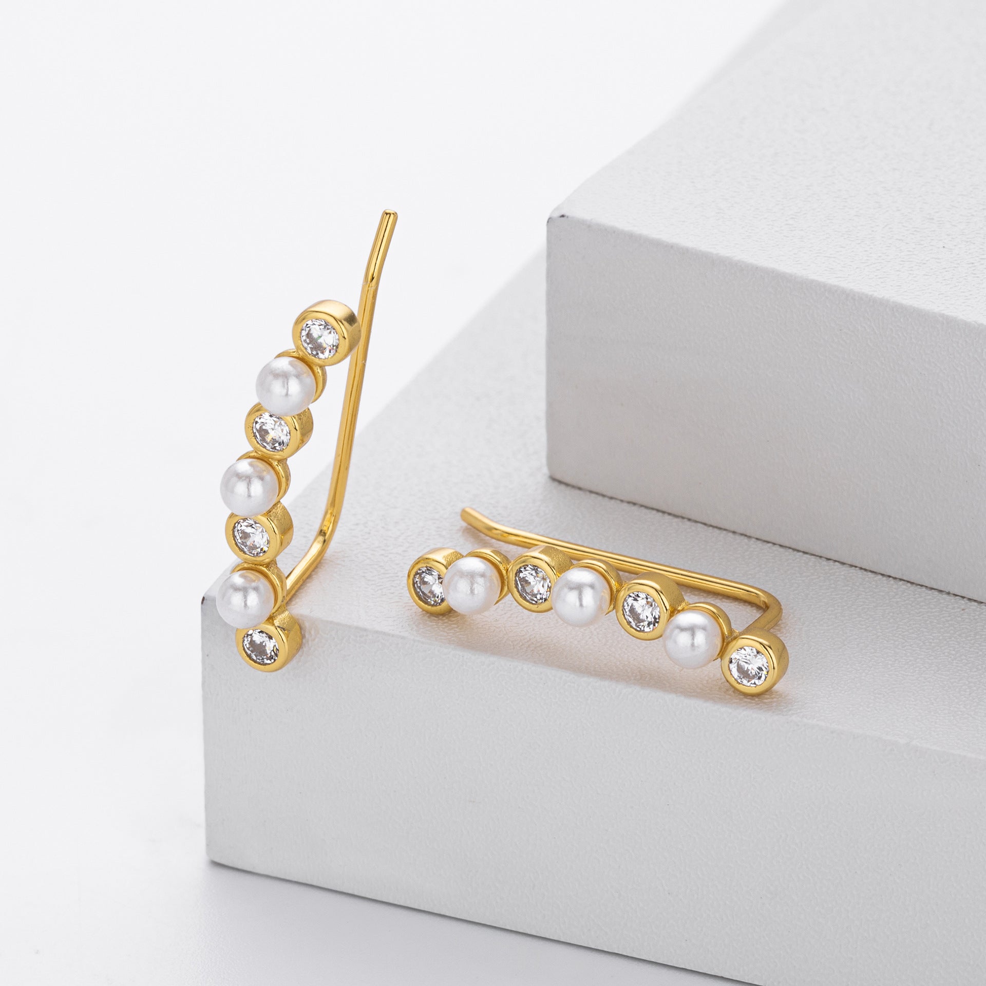 Damen Ohrstecker mit eleganter Perlen- und Zirkon-Verzierung Shop Nory