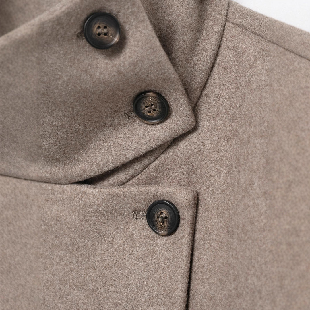 Damen Kurzjacke im Boxy-Cut aus Wollmix mit hohem Stehkragen und asymmetrischer Knopfleiste Shop Nory