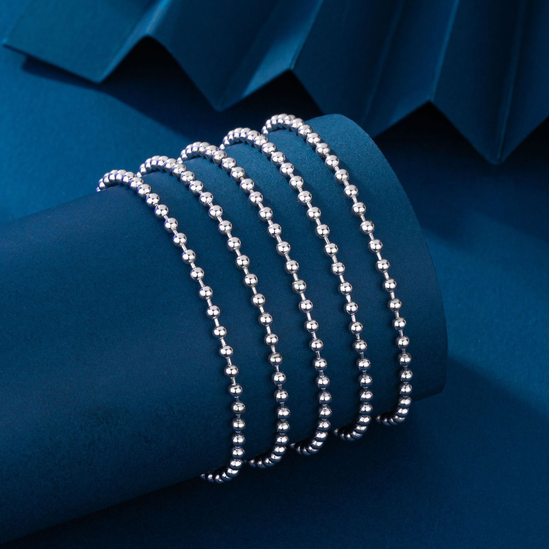 Damen Armband mit luxuriösen Kugelverzierung aus hochwertigem 925 Sterling Silber Shop Nory
