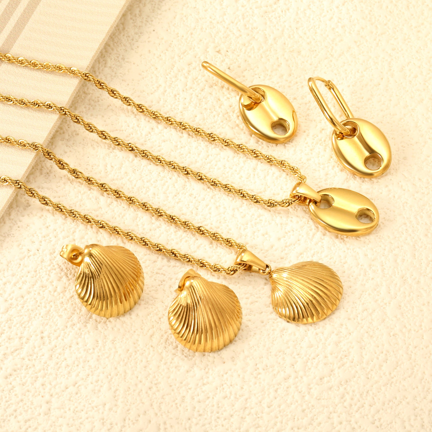 Damen Schmuckset mit Muschel-Anhängern und eleganter Gliederkette Shop Nory