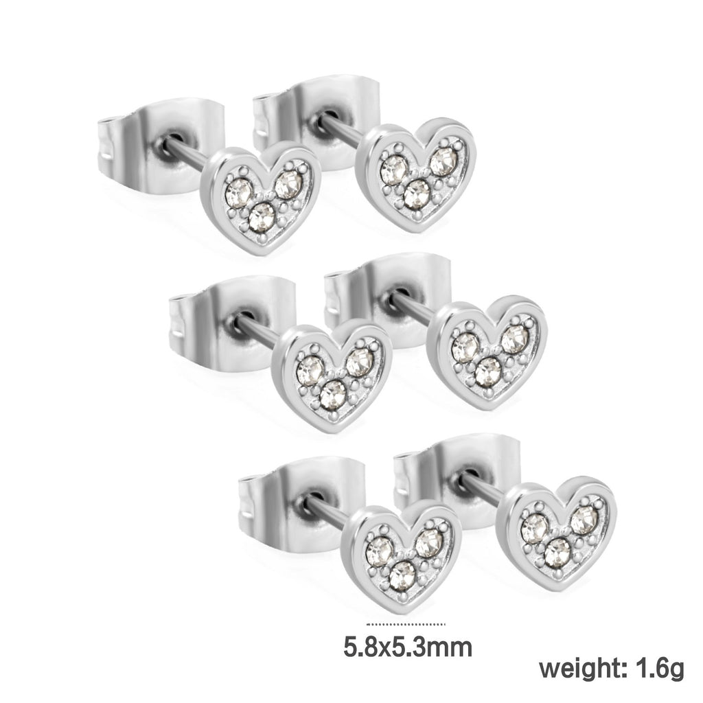 Damen Ohrstecker im modernen Herzdesign mit funkelnden Zirkonia Shop Nory