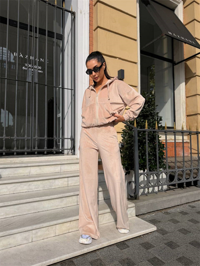 Damen Velours-Zip-Kapuzenjacke mit Marlene-Jogginghose Lounge-Set Shop Nory