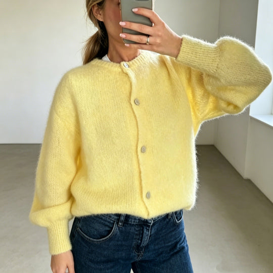 Damen Kuschelige Mohair-Optik Strickjacke mit Rundhals und Ballonärmeln Shop Nory