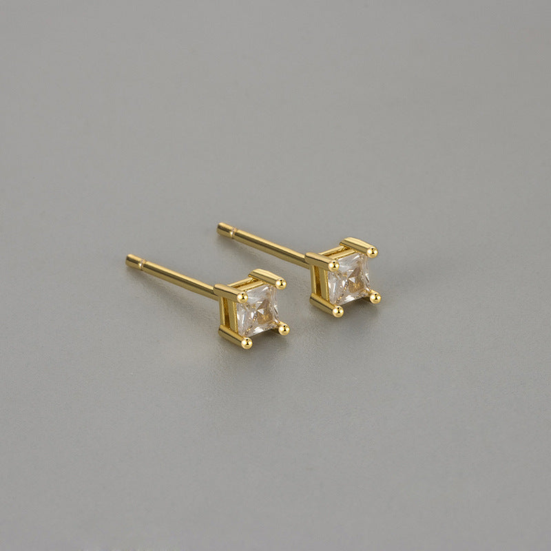 Princess-Schliff Zirkonia Ohrstecker mit Krappenfassung
