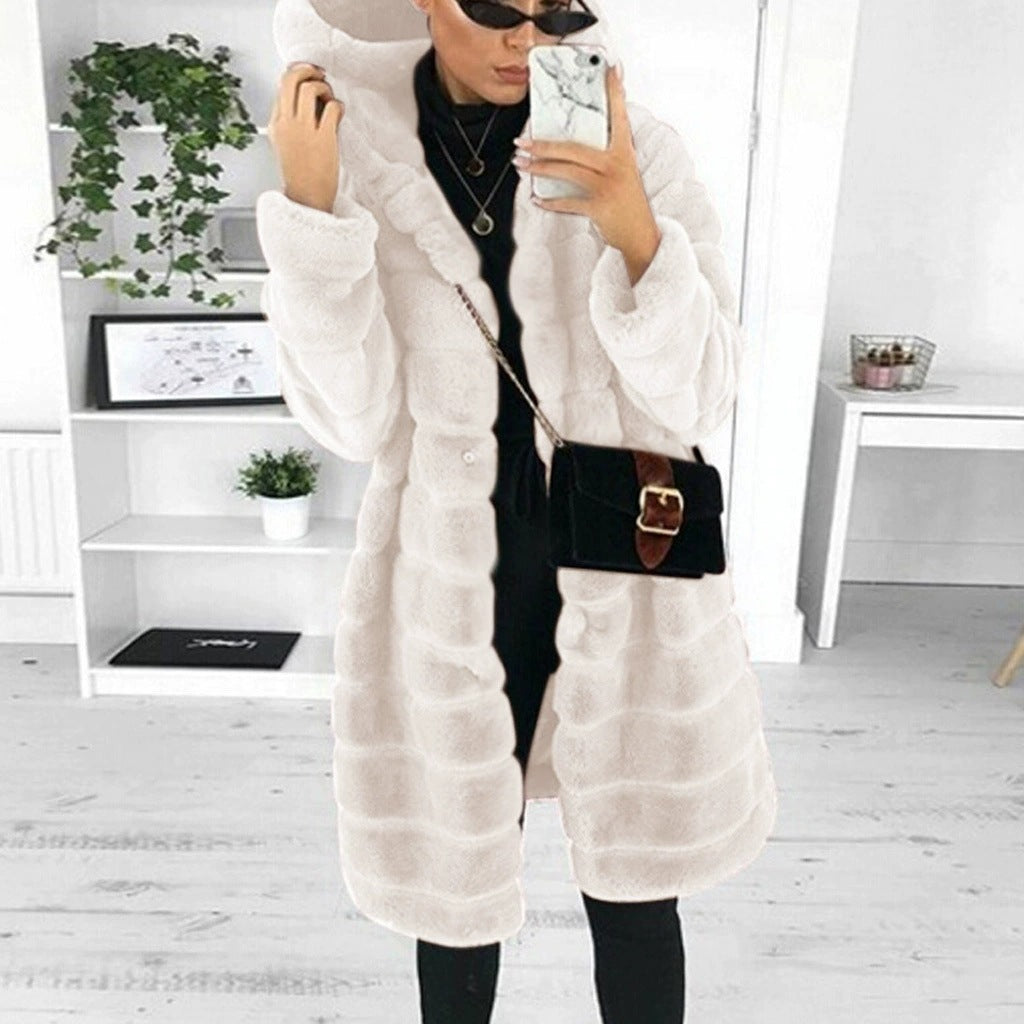 Damen Kapuzen‑Kunstpelz‑Mantel mit gesteppter Paneelstruktur Shop Nory
