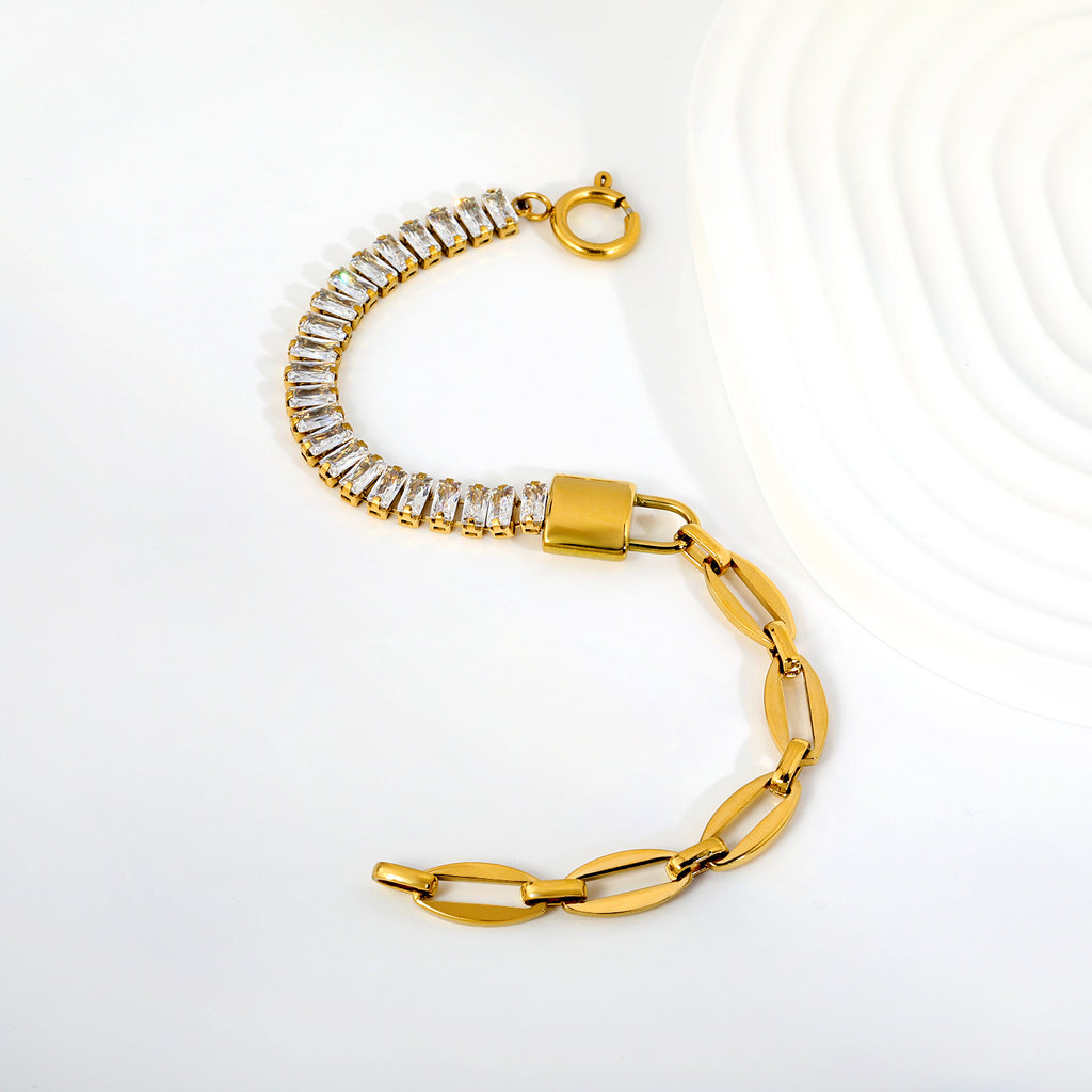 Damen elegante Gliederarmband mit funkelnden Zirkonia und goldplattiertem Design Shop Nory