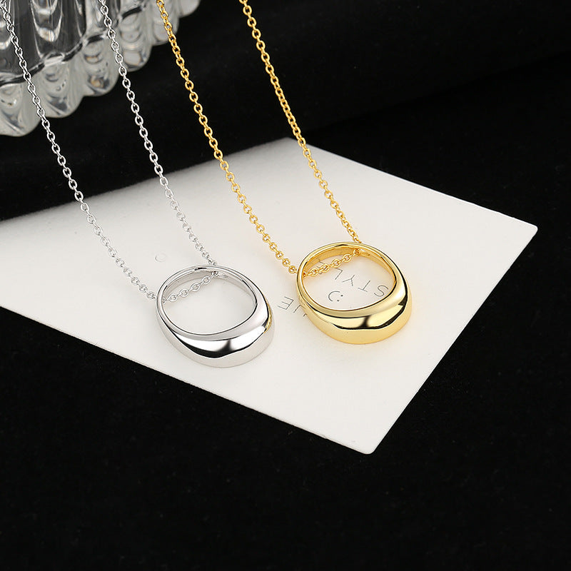 Damen Halskette mit modernem, ovalem Anhänger Shop Nory